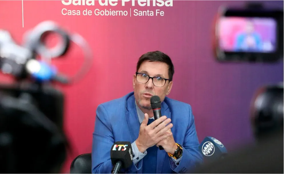 LA PROVINCIA OTORGARÁ BECAS DE $100.000 POR MES A 10.000 ESTUDIANTES