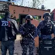 SECUESTRARON COCAÍNA, CELULARES Y BALANZAS EN UN OPERATIVO ANTIDROGAS EN FUNES Y ROLDÁN