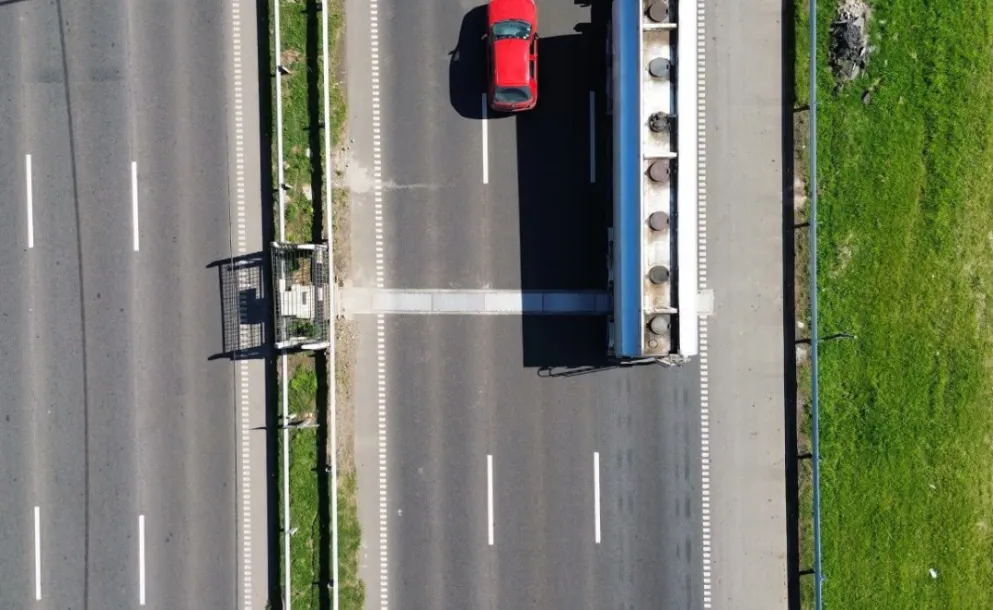PESARÁN Y MULTARÁN EN MOVIMIENTO SIN DETENER EL TRÁNSITO